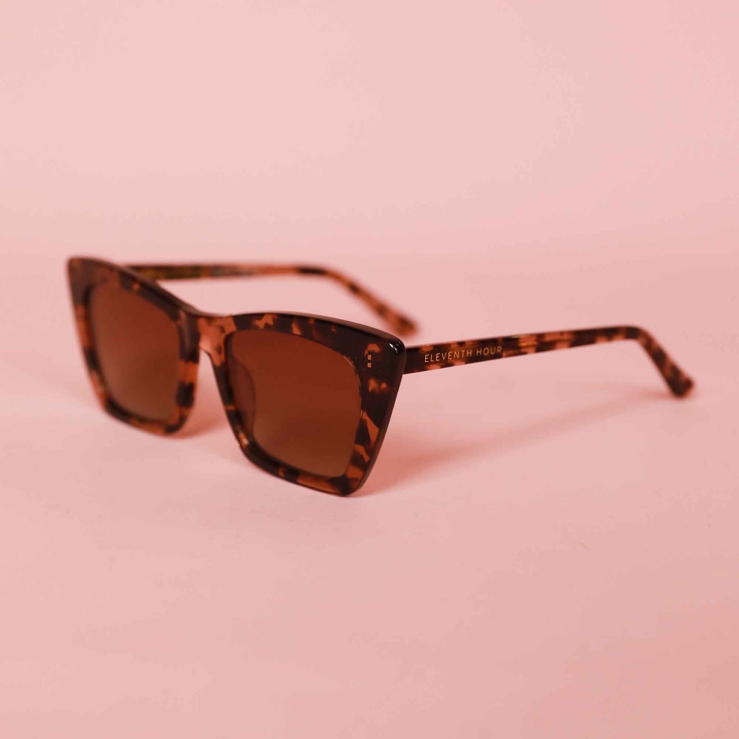 Eleventh Hour "ESSENTIAL" In Tortoise - Maris DeHart